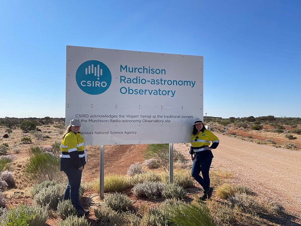 Jane (left) and Kirsten on their first official CSIRO visit to the MRO. This was Jane’s first trip to Wajarri country, and she says it was more beautiful than she’d imagined. Credit: Chris Brayton, CSIRO. 
